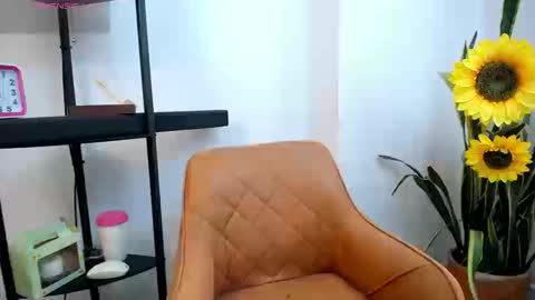 CATIA online show from September 8, 2025, 9:25 pm