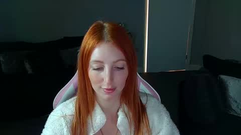 Snapshot of red_firesquirt chatting on February 18, 2025, 2:38 pm Red - online show from February 18, 2025, 2:38 pm