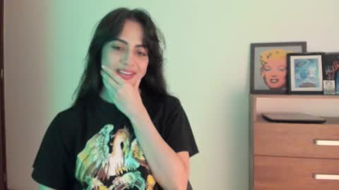 red_flower203 online show from March 11, 2026, 6:58 pm