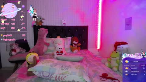 Snapshot of red_girlofficial chatting on January 21, 2025, 2:33 am Taliana online show from January 21, 2025, 2:33 am