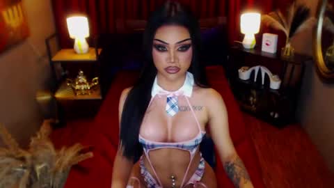 Snapshot of red_ivyy chatting on May 3, 2026, 8:04 pm AsianRedivy online show from May 3, 2026, 8:04 pm