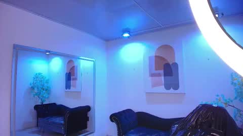 Res Moon online show from October 20, 2025, 11:10 am