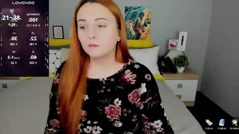 Snapshot of red_naughtyfox chatting on February 23, 2025, 5:29 pm Lessy Fox online show from February 23, 2025, 5:29 pm