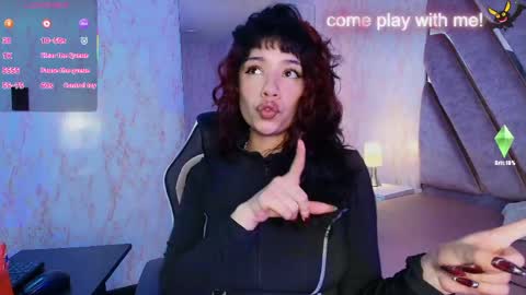 red_pandaa online show from May 5, 2026, 3:14 am