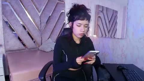 Snapshot of red_pandaa chatting on June 10, 2026, 3:18 am red_pandaa online show from June 10, 2026, 3:18 am