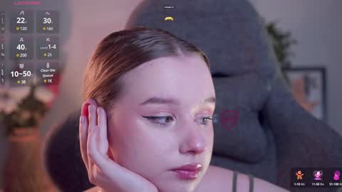 Snapshot of red_queeen chatting on December 29, 2024, 8:26 pm QUEEN OF EVIL online show from December 29, 2024, 8:26 pm