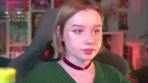 Snapshot of red_queeen chatting on January 7, 2025, 10:19 pm QUEEN OF EVIL online show from January 7, 2025, 10:19 pm