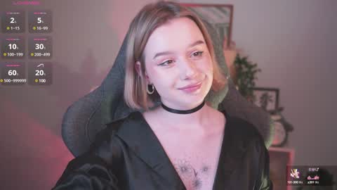 Snapshot of red_queeen chatting on January 8, 2025, 10:06 pm QUEEN OF EVIL online show from January 8, 2025, 10:06 pm