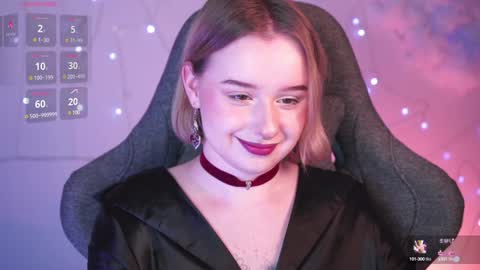 Snapshot of red_queeen chatting on February 4, 2025, 6:06 pm QUEEN OF EVIL online show from February 4, 2025, 6:06 pm