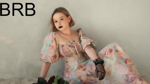 Snapshot of red_queeen chatting on February 28, 2025, 8:31 am QUEEN OF EVIL online show from February 28, 2025, 8:31 am