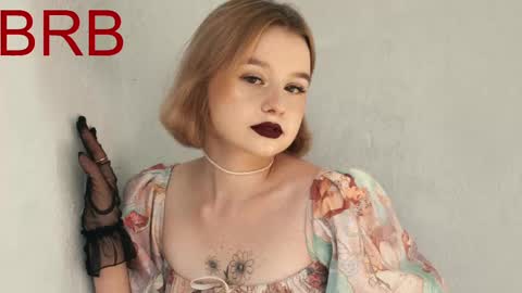 Snapshot of red_queeen chatting on March 3, 2025, 5:31 am QUEEN OF EVIL online show from March 3, 2025, 5:31 am