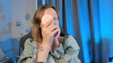 Snapshot of red_queeen chatting on September 14, 2025, 2:22 am QUEEN OF EVIL online show from September 14, 2025, 2:22 am