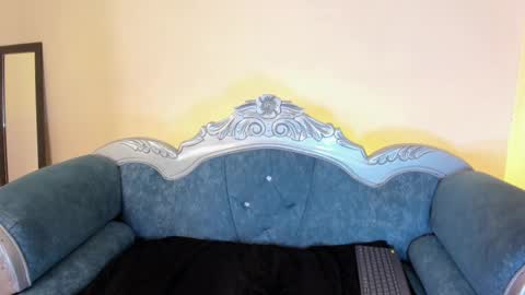 Snapshot of red_star8 chatting on February 9, 2025, 2:40 pm     online show from February 9, 2025, 2:40 pm