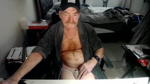 Red online show from June 15, 2026, 4:20 pm