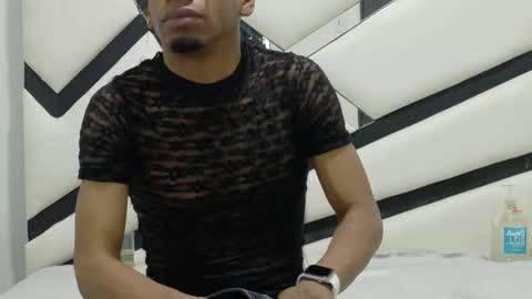 redbryan_ebano online show from October 7, 2025, 8:06 pm