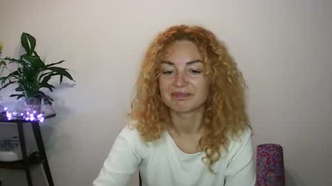 Snapshot of reddgirll chatting on January 27, 2025, 8:07 pm reddgirll online show from January 27, 2025, 8:07 pm