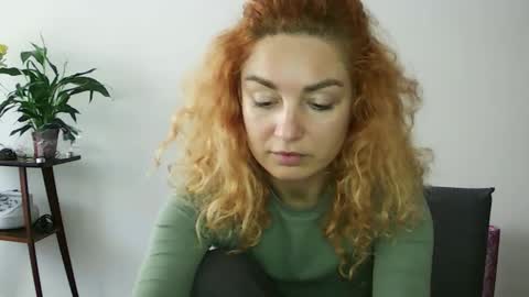Snapshot of reddgirll chatting on January 30, 2025, 3:08 pm reddgirll online show from January 30, 2025, 3:08 pm