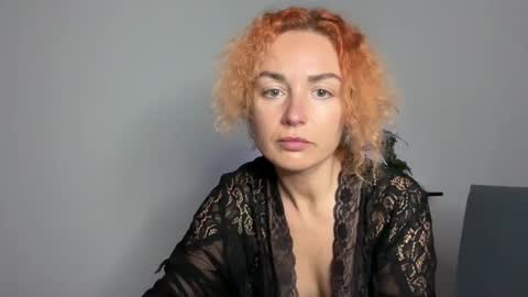 Snapshot of reddgirll chatting on February 18, 2025, 12:26 am reddgirll online show from February 18, 2025, 12:26 am