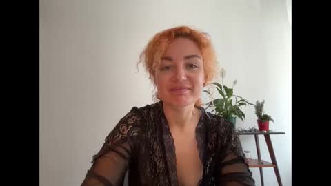 Snapshot of reddgirll chatting on February 24, 2025, 1:10 pm reddgirll online show from February 24, 2025, 1:10 pm