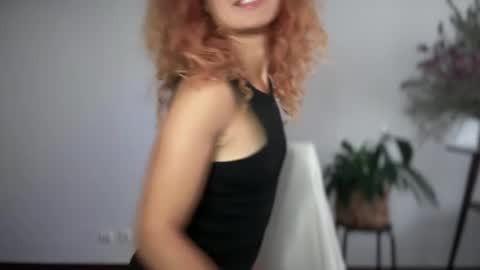 reddgirll online show from October 31, 2025, 8:04 am