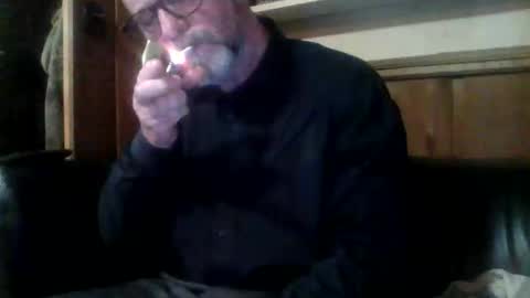 Snapshot of redfox60010 chatting on November 23, 2025, 5:51 am redfox60010 online show from November 23, 2025, 5:51 am