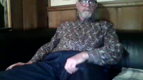 Snapshot of redfox60010 chatting on January 17, 2026, 7:02 am redfox60010 online show from January 17, 2026, 7:02 am