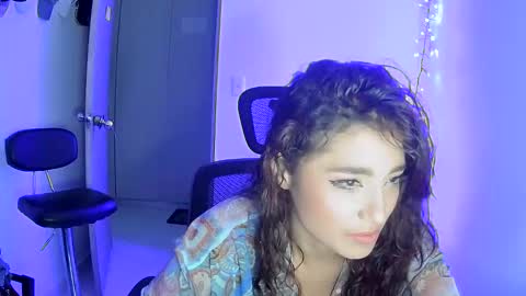 Snapshot of redgirlpum chatting on October 21, 2025, 12:33 am redgirlpum online show from October 21, 2025, 12:33 am