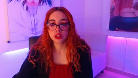 Snapshot of redgirrl_77 chatting on June 23, 2026, 12:03 pm Mere online show from June 23, 2026, 12:03 pm