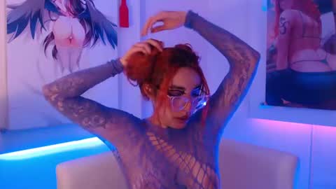 Snapshot of redgirrl_77 chatting on June 25, 2026, 12:09 pm Mere online show from June 25, 2026, 12:09 pm