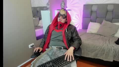 Snapshot of redhood_1_ chatting on March 8, 2026, 5:00 am redhood_1_ online show from March 8, 2026, 5:00 am