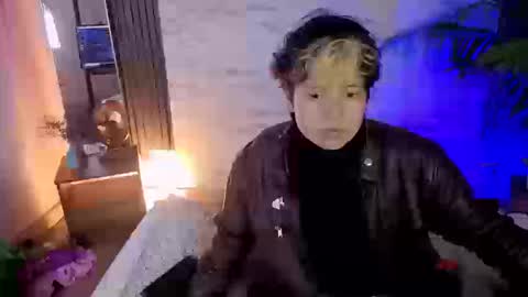 Snapshot of redhood_1_ chatting on March 12, 2026, 4:18 am redhood_1_ online show from March 12, 2026, 4:18 am