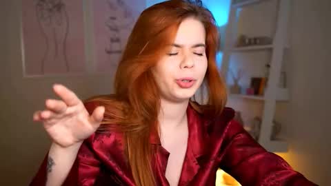 RedHotlinee online show from October 30, 2025, 8:05 am