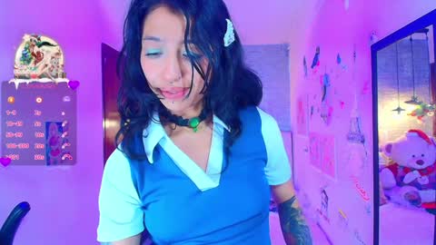 Lili Lopez online show from December 23, 2024, 10:44 pm