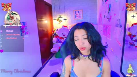 Lili Lopez online show from December 26, 2024, 8:00 pm
