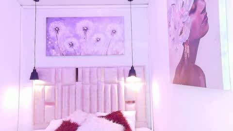 Snapshot of redhotter_ chatting on May 27, 2026, 1:57 am Lili Lopez online show from May 27, 2026, 1:57 am