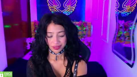 Lili Lopez online show from August 7, 2026, 8:00 pm