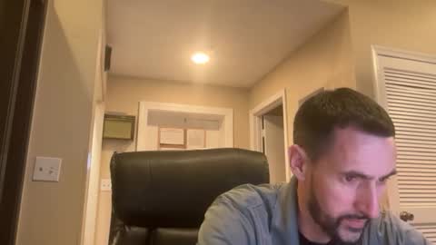 Anthony Starr online show from June 9, 2026, 4:13 am