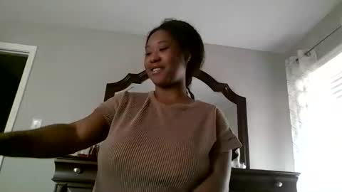 Snapshot of redmagic2026 chatting on April 1, 2026, 7:55 pm redmagic2026 online show from April 1, 2026, 7:55 pm