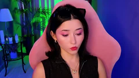 Kiara online show from June 19, 2026, 3:38 pm