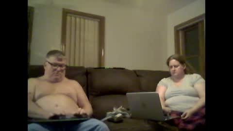 Snapshot of redpole4u chatting on January 8, 2025, 2:35 am redpole4u online show from January 8, 2025, 2:35 am