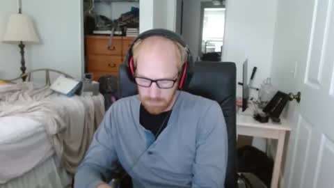 Snapshot of redrob57 chatting on February 16, 2026, 10:17 pm redrob57 online show from February 16, 2026, 10:17 pm