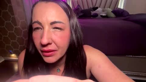 redroomnurse online show from February 8, 2026, 4:05 am