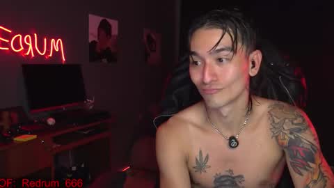 Red online show from December 1, 2025, 2:16 am