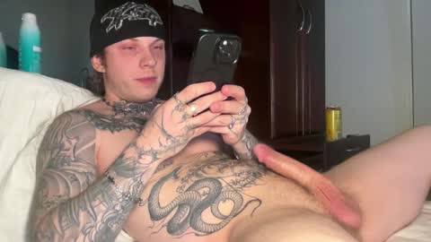 Snapshot of redrumbackwards chatting on April 28, 2026, 9:14 am redrum online show from April 28, 2026, 9:14 am