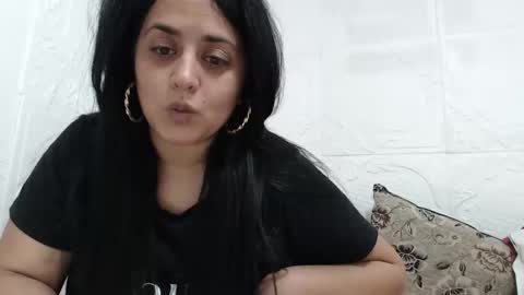 Snapshot of reeapassion chatting on October 13, 2025, 6:19 pm Reea online show from October 13, 2025, 6:19 pm