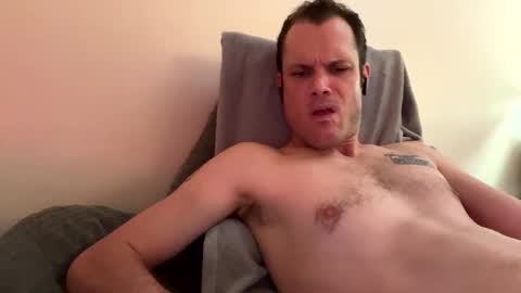 Reed Thomas online show from December 4, 2025, 1:04 am