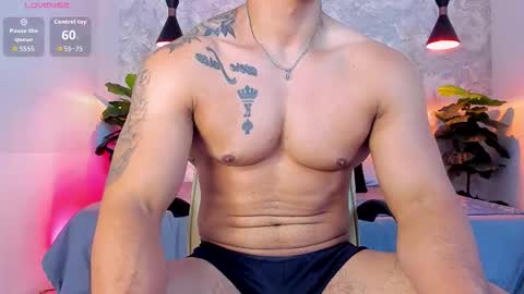 Snapshot of regan_pearson chatting on October 12, 2025, 1:04 am Regan online show from October 12, 2025, 1:04 am