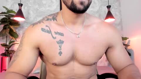 Snapshot of regan_pearson chatting on November 15, 2025, 6:48 pm Regan online show from November 15, 2025, 6:48 pm