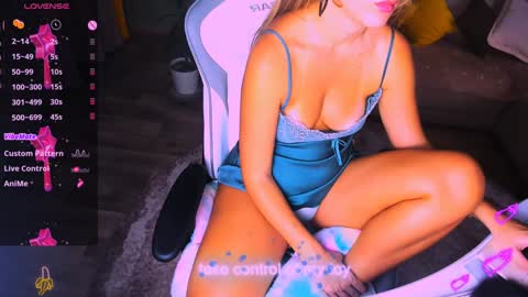 reggieMeow online show from December 7, 2024, 4:20 am