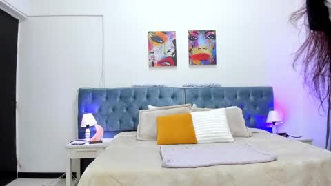 Regina online show from September 24, 2025, 12:30 pm